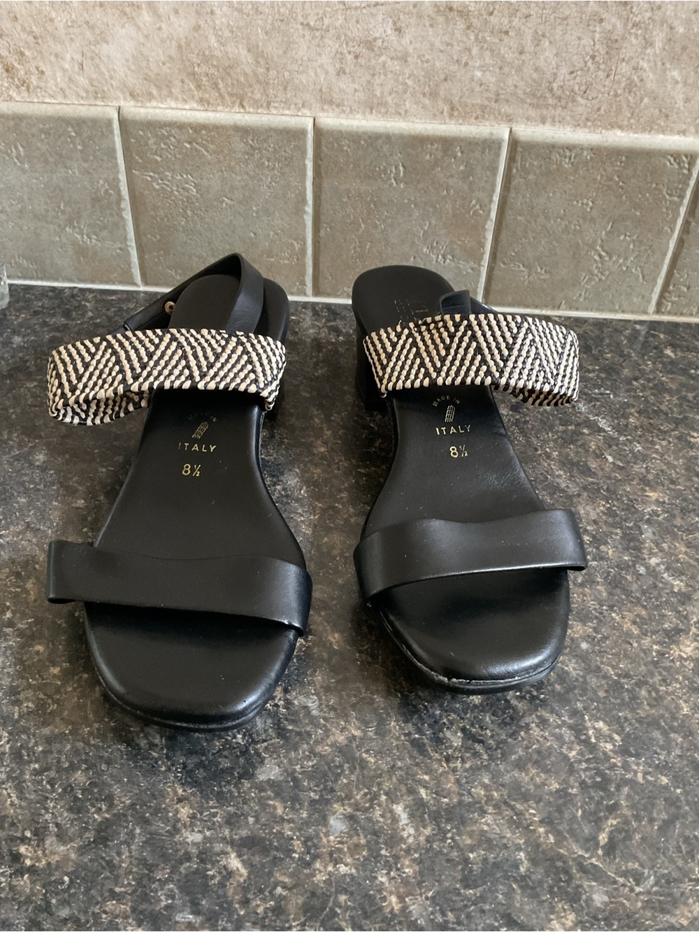 ITALIAN SHOEMAKERS Size 8.5 Made In Italy Infamous Heeled Sandals